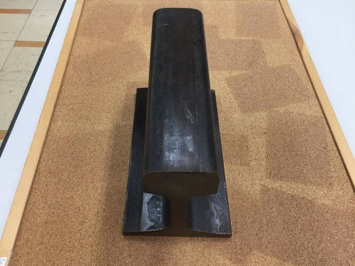 カットレールの電車線