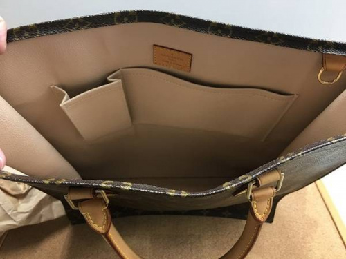 バッグの】LOUIS　VUITTON