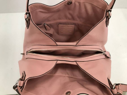 バッグのCOACH