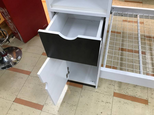 ベッドの二段ベッド