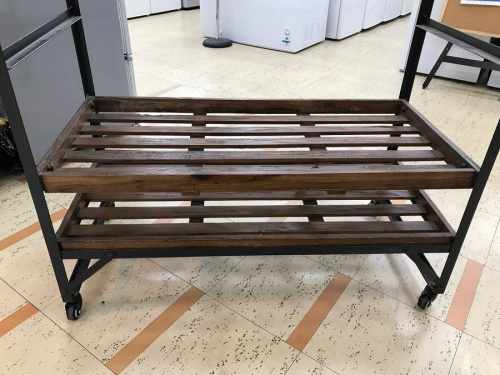 コートハンガーのCRASH GATE