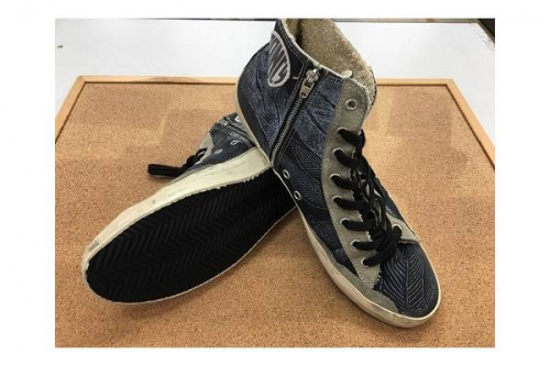 メンズファッションのスニーカー