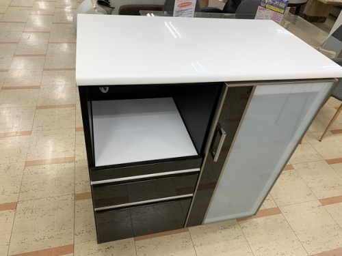 レンジ台の洗濯機