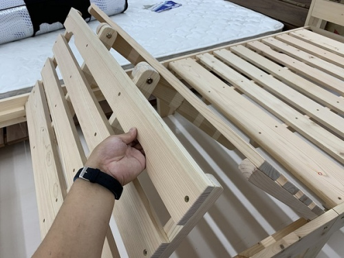 ベッドのシングルベッド