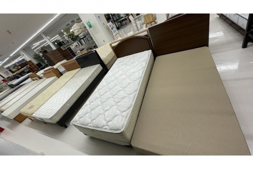 セミダブルベッドの無印良品