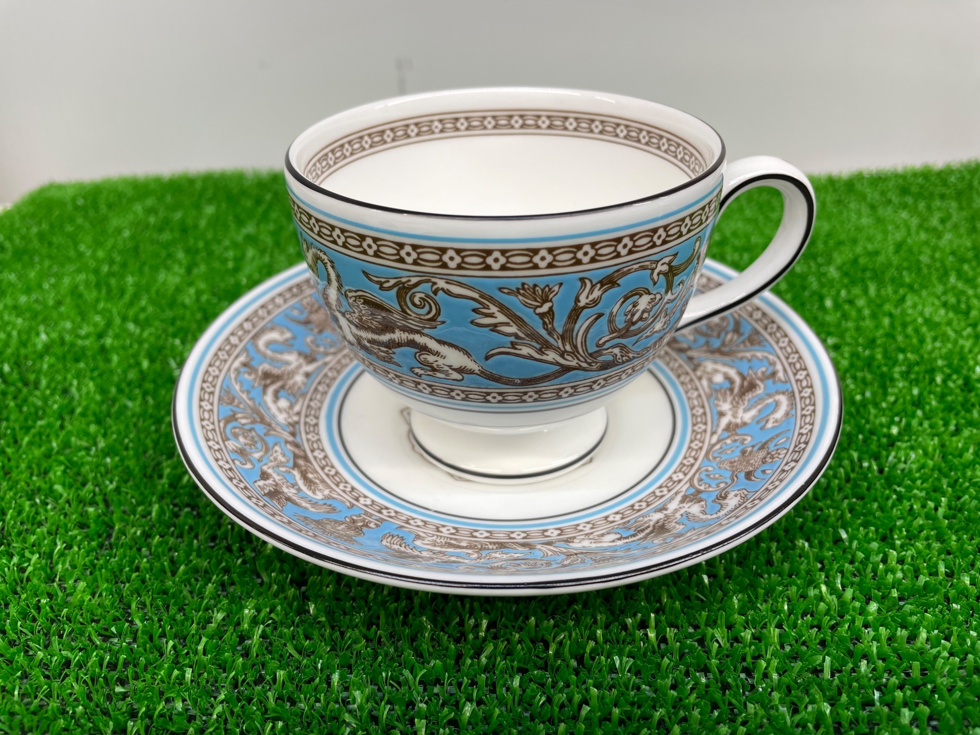 Wedgwood（ウェッジウッド）フロレンティーン・ターコイズのカップ