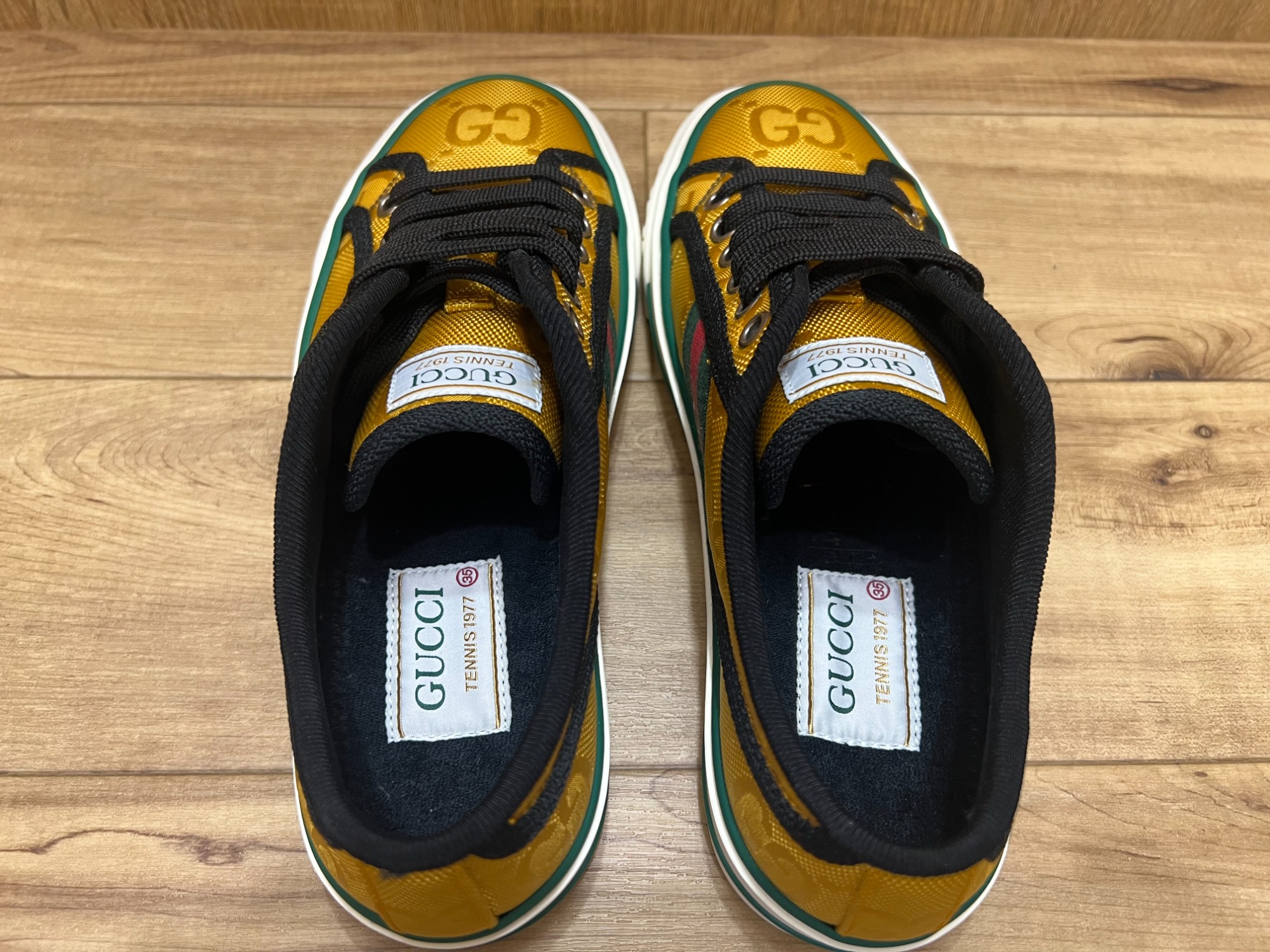 GUCCI(グッチ）のスニーカー TENNIS（テニス）1977が入荷いたし