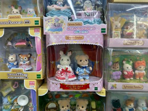 ずっといっしょ、ずっとかぞく。】シルバニアファミリーが大量入荷