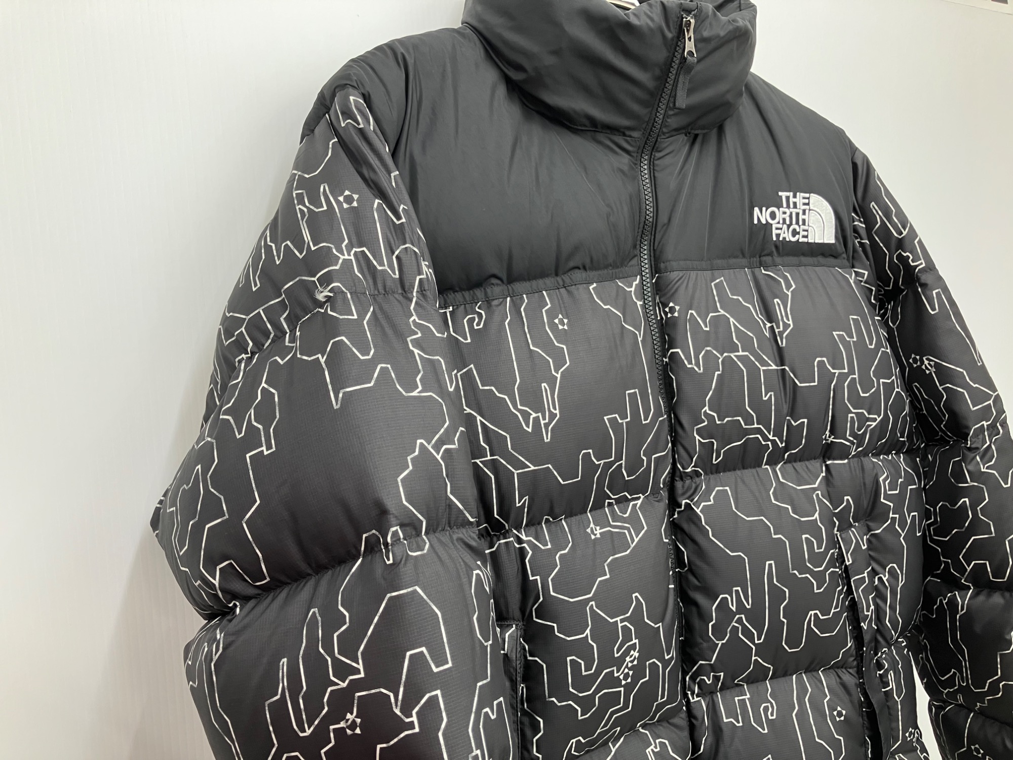 未使用に近い美品‼️ノースフェイスNovelty Nuptse Jacket Ｌ THE NORTH FACE ダウンジャケット ダウン 「THE / ザ・ノース