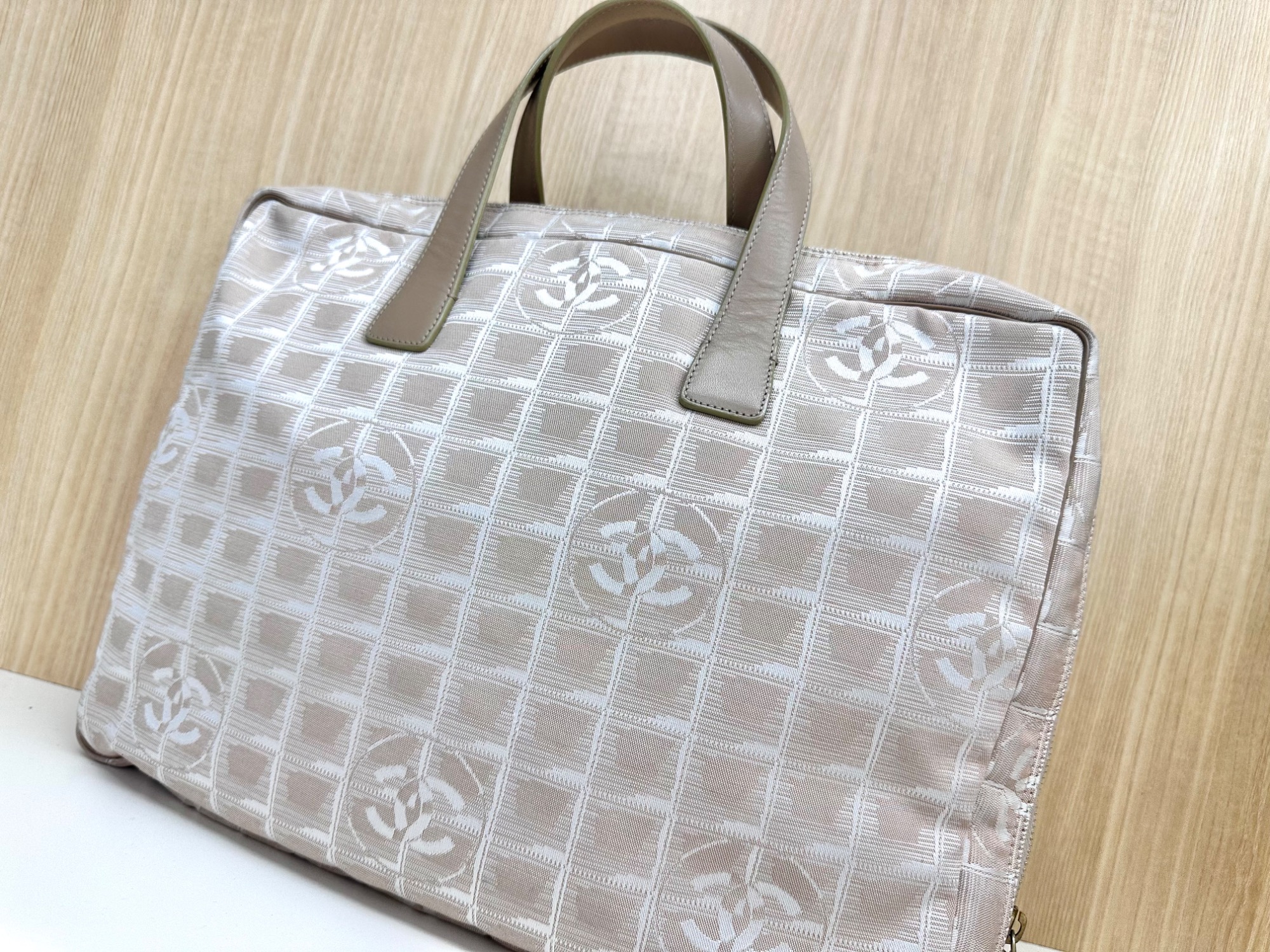CHANEL（シャネル） ブリーフケース ニュートラベルラインが買取