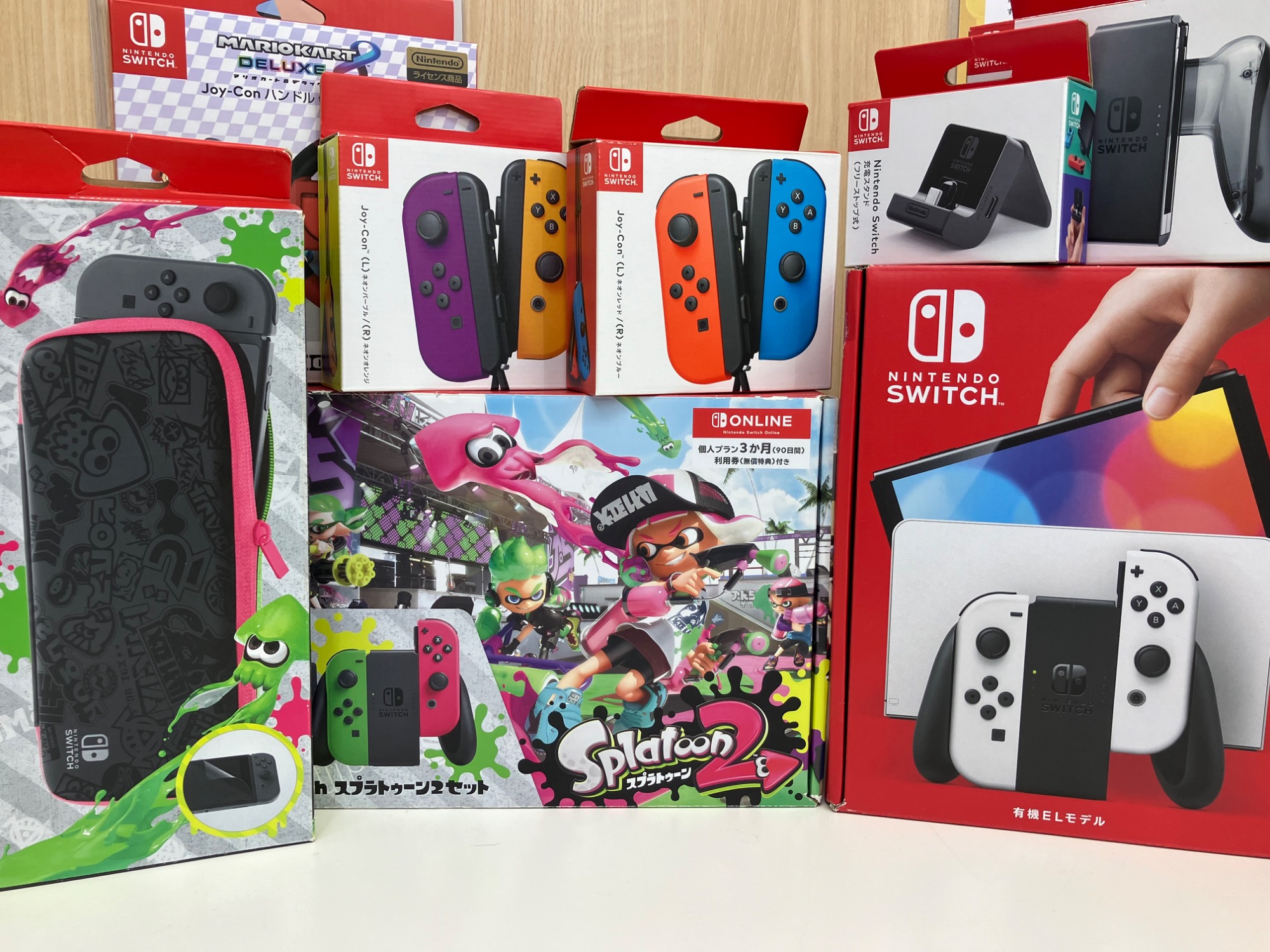 任天堂Switch 本体　他　ソフト多数　まとめ売り Nintendo Switch本体やソフト、周辺アイテムを数多く入荷いたしました