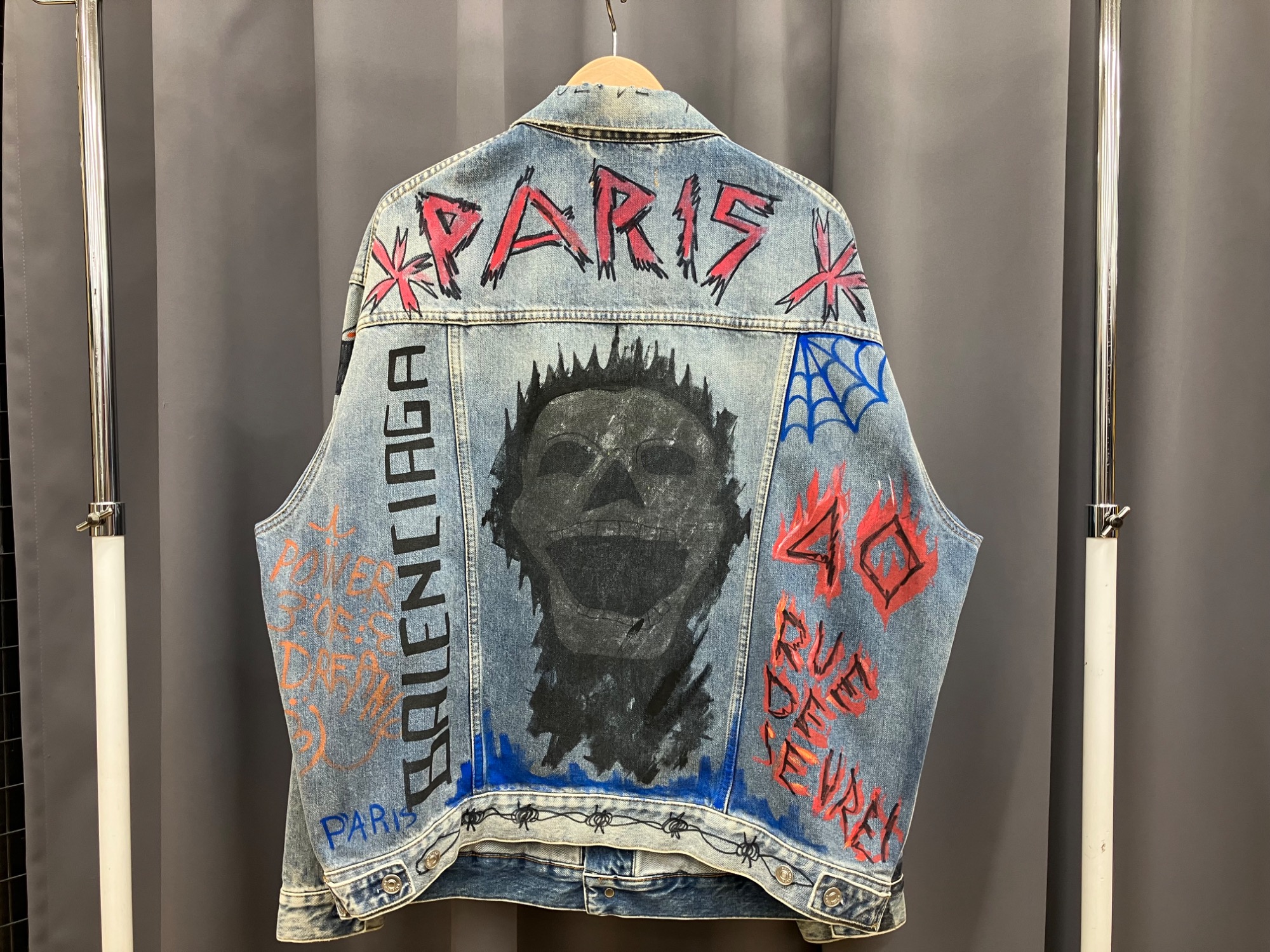 Balenciaga（バレンシアガ）グラフィティデニムジャケットが2点買取 