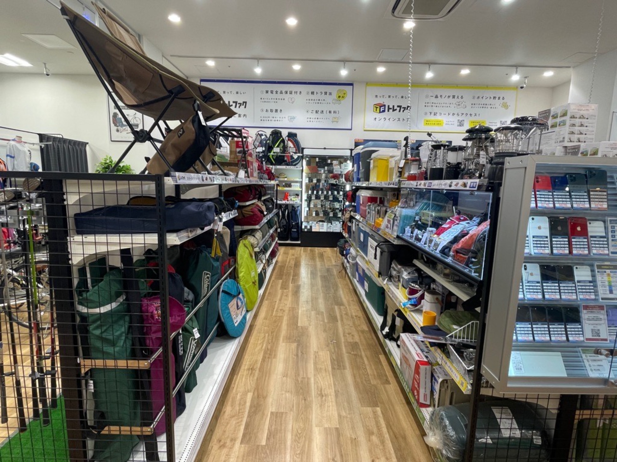 中古アウトドアグッズの取り扱いございます！テントやシュラフ、BBQ