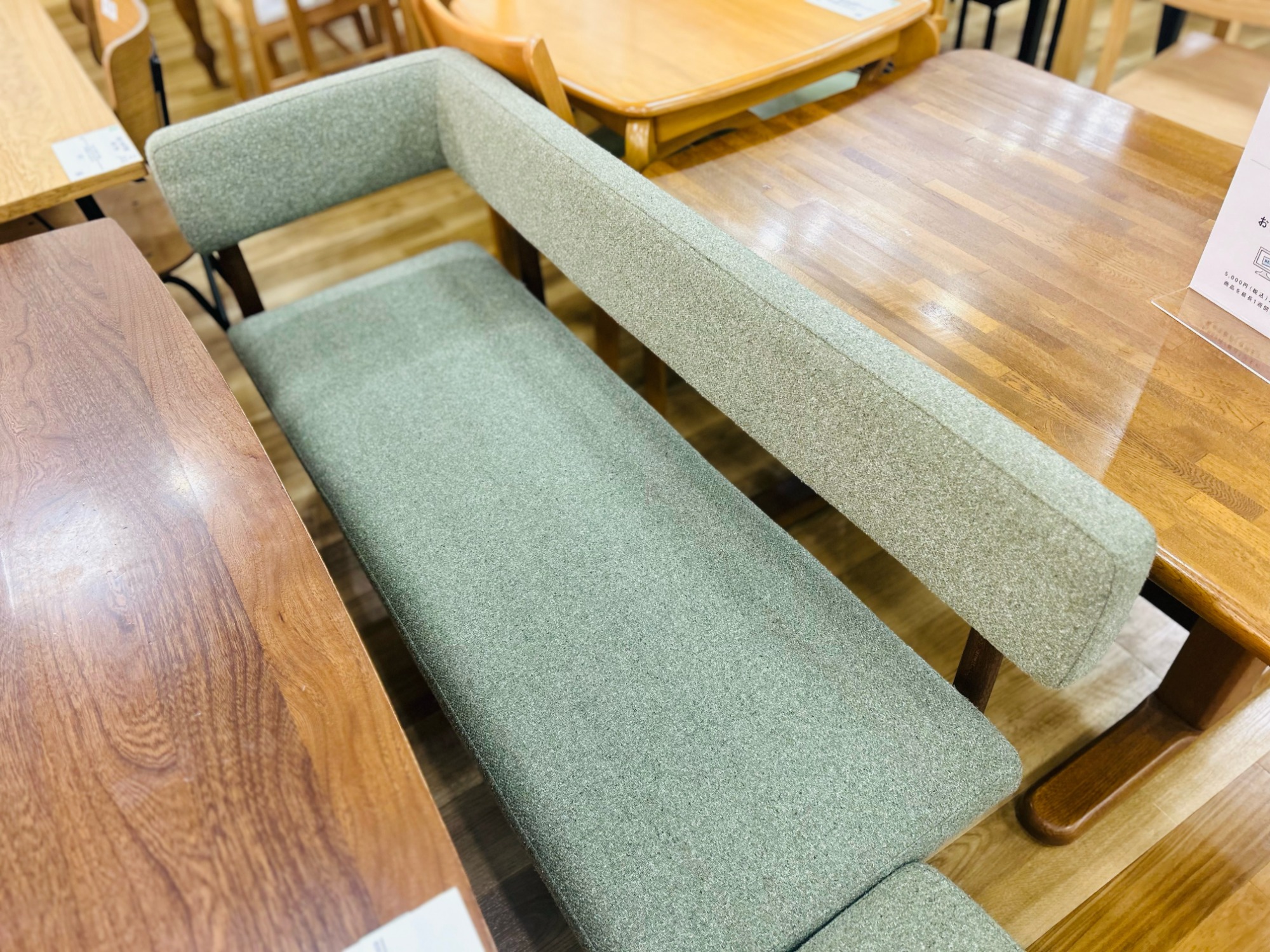 ベンチ付き】ベンチダイニング4点セット入荷いたしました！！｜2024年