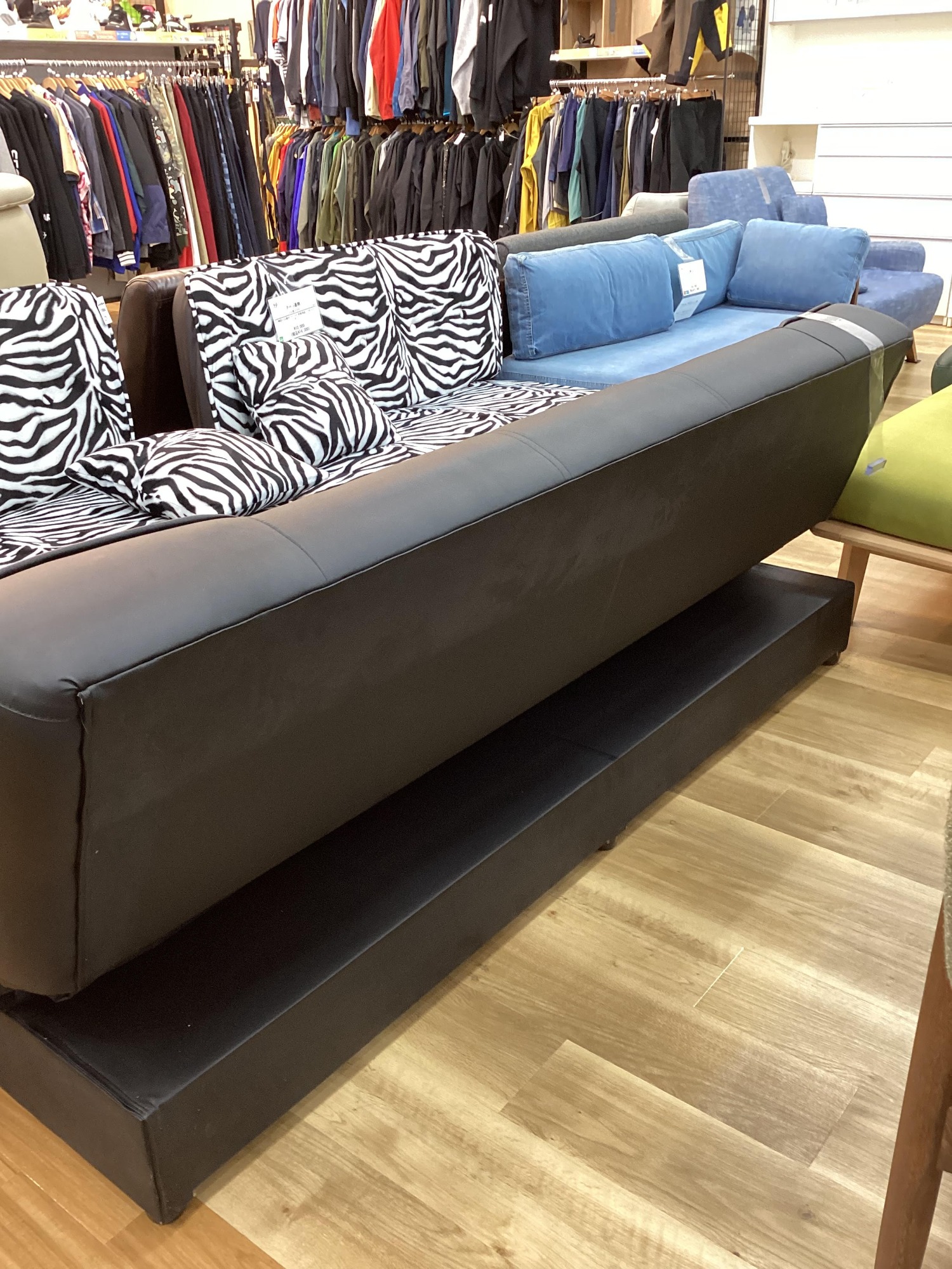ソファーベッド ブラックが買取入荷いたしました！！｜2024年07月23日
