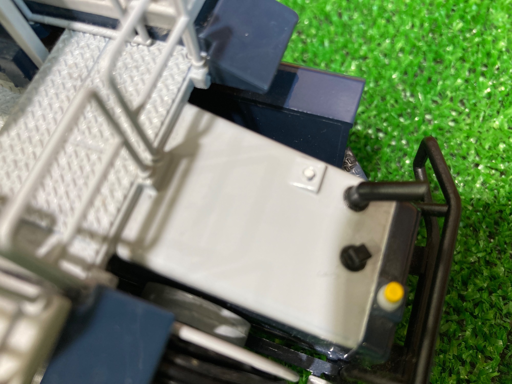 【美品】トンネル掘削用重機　1/50  貴重品 古河ロックドリル株式会社】トンネル掘削機1/50スケール模型が