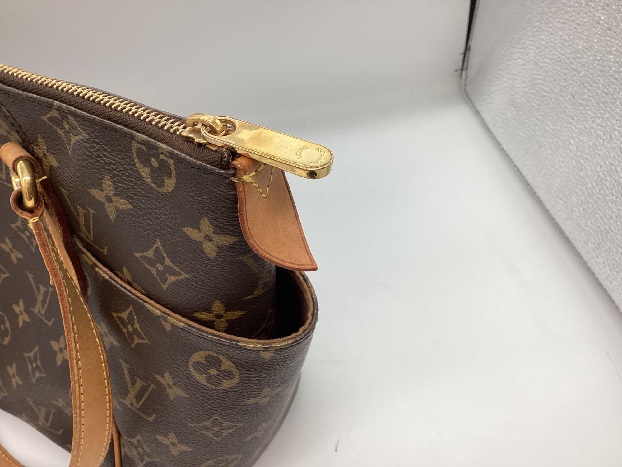 【軽トラ無料貸し出し】【LOUIS VUITTON】【トートバッグ】【トレファク所沢店】 LOUIS VUITTON】より トートバッグ トータリーPMのご紹介です！｜2025