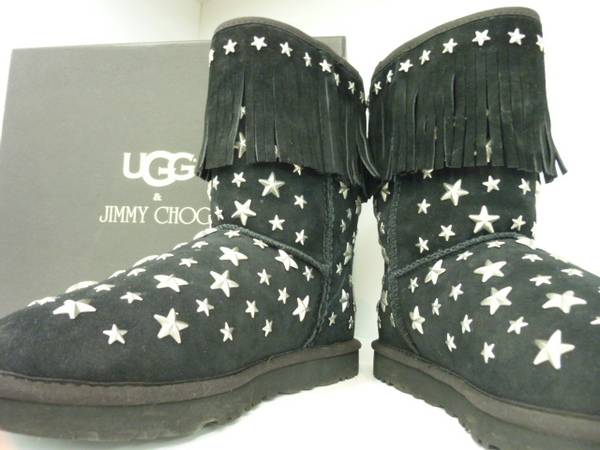 UGG（アグ）×JIMMY CHOO(ジミーチュウ)のフリンジムートンブーツが買取  