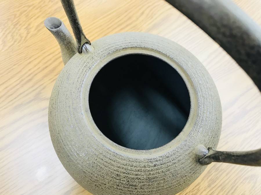 南部鉄器 鈴木忠兵衛作の鉄瓶が買取入荷です♪♪【稲城若葉台店