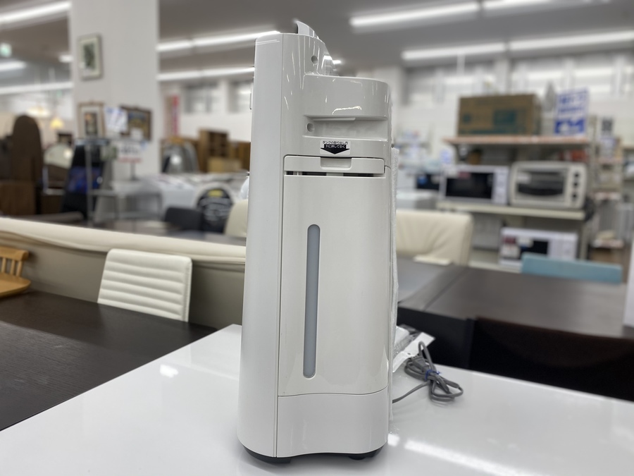 SHARP(シャープ)の加湿空気清浄機(KC-J50-W）が入荷しました