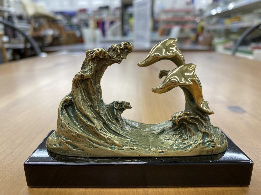 竣工記念品！宮田亮平作 シュプリンゲン飛躍 イルカが入荷致し