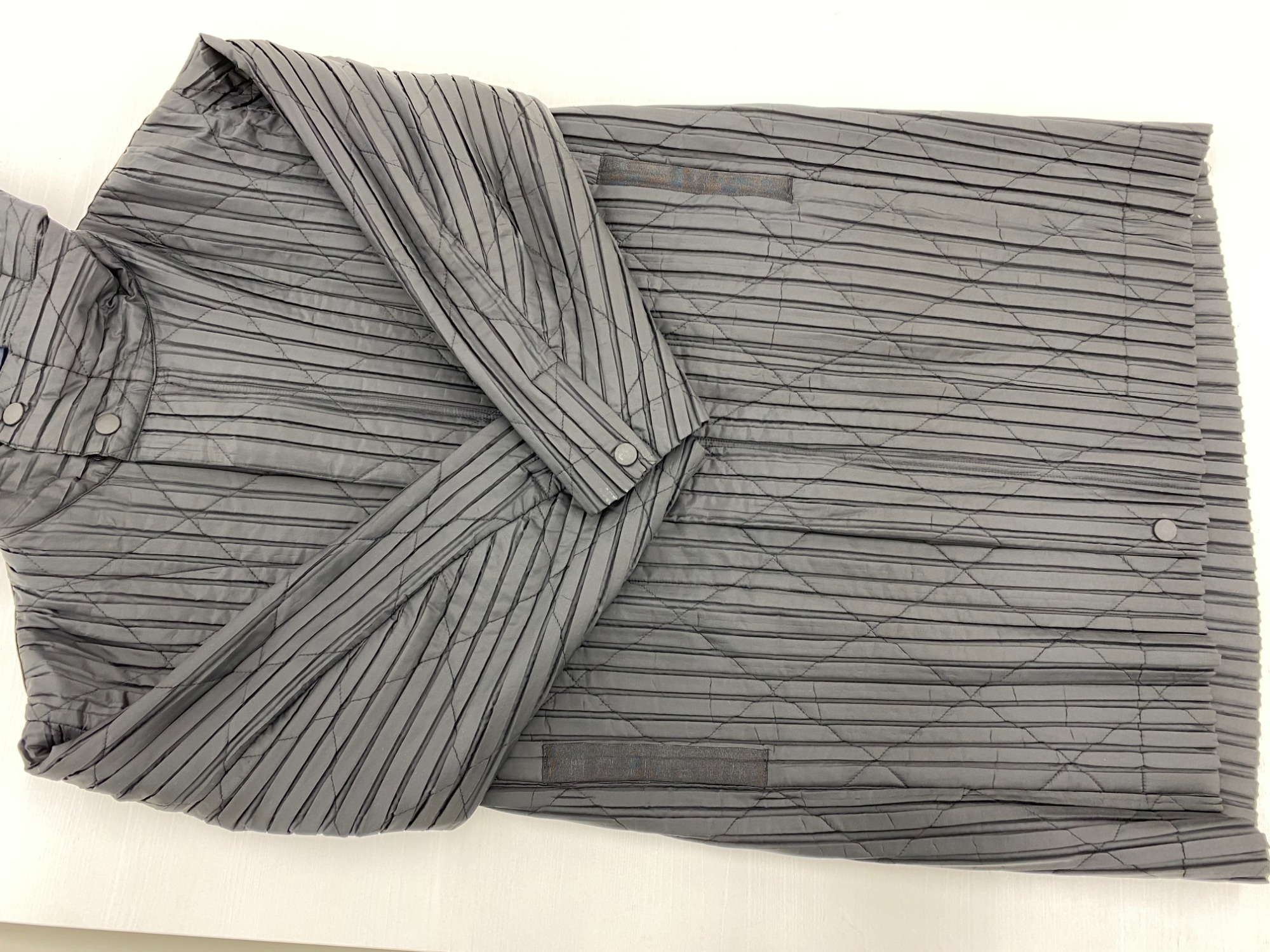 今回は【HOMME PLISSE ISSEY MIYAKE/オムプリッセイッセイミヤケ