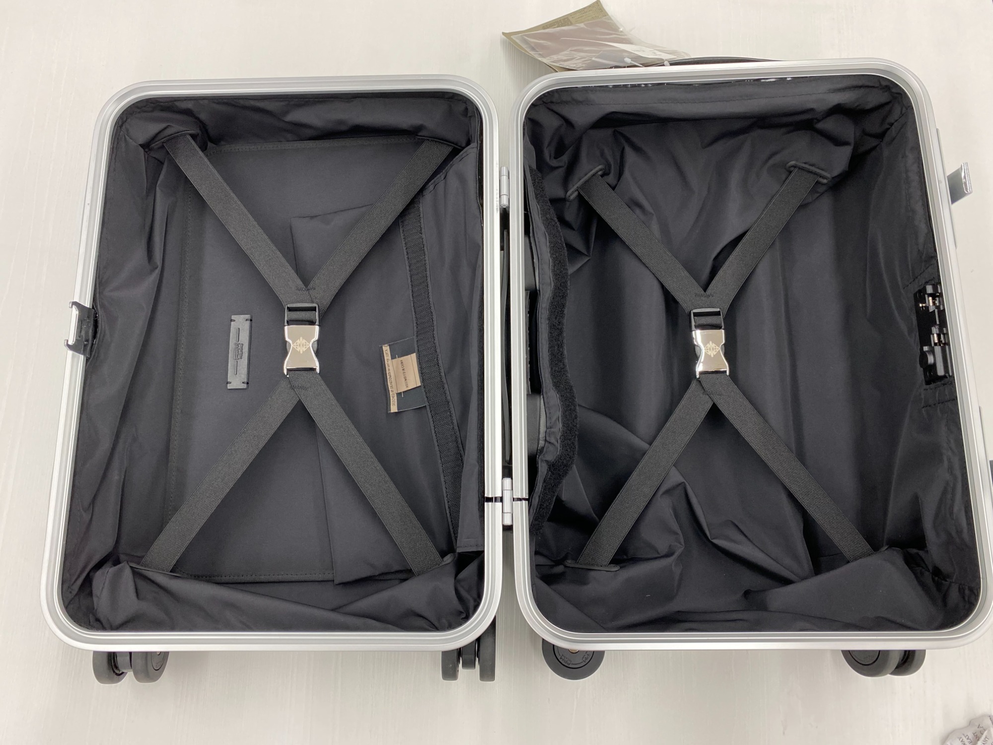 今回は【FPM/ファブリカ ペレッテリエ ミラノ】スーツケースのご紹介