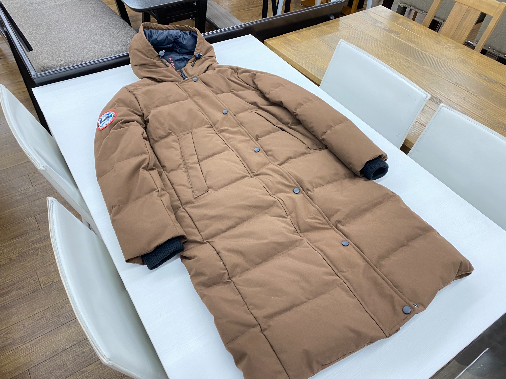 アークティックエクスプローラダウン（ベージュ） ARCTIC EXPLORER＞ダウンジャケット｜ビームス アウトレット