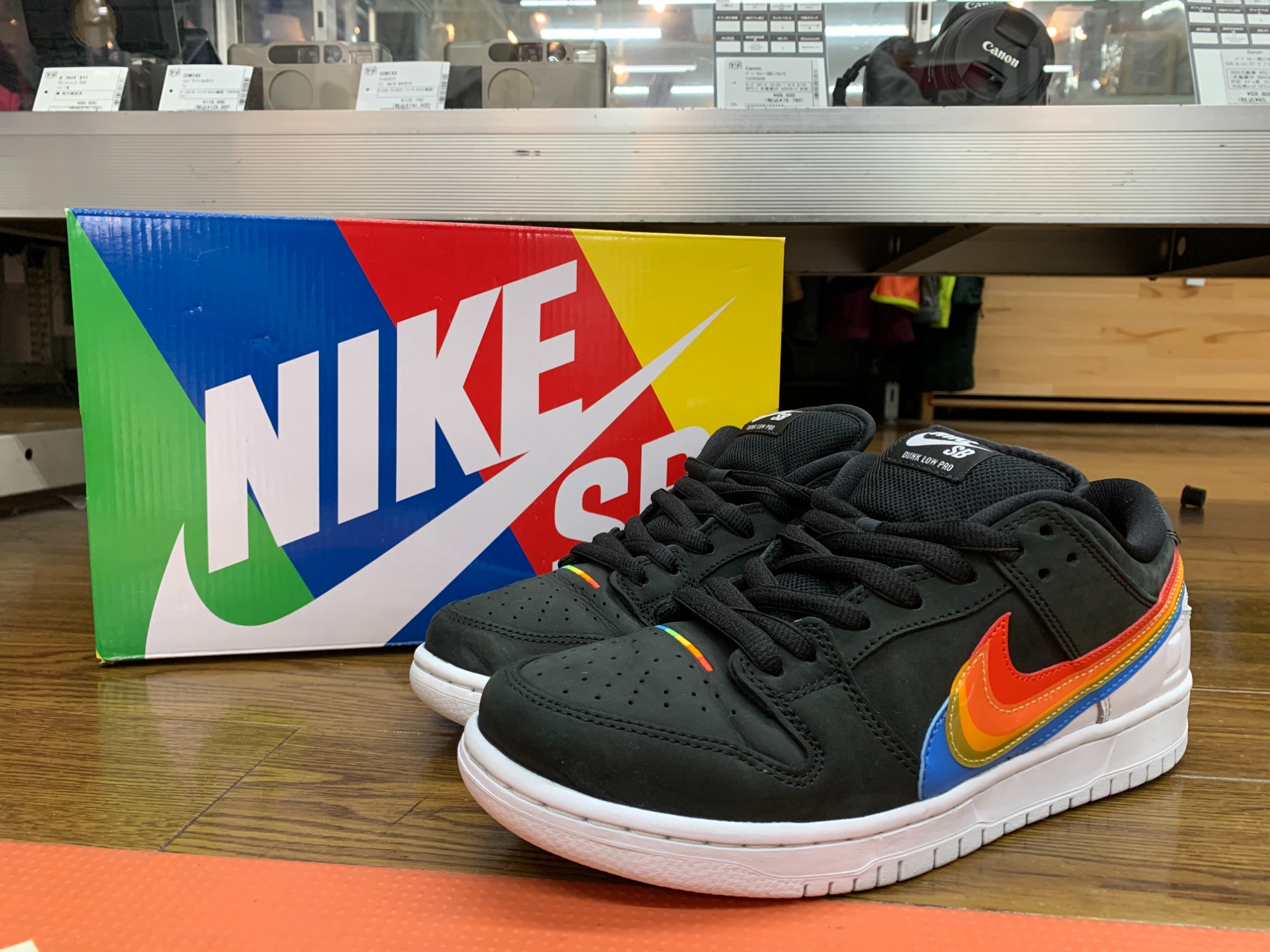 有名インスタントカメラメーカーコラボ！NIKE SBからDUNK LOW PRO QS