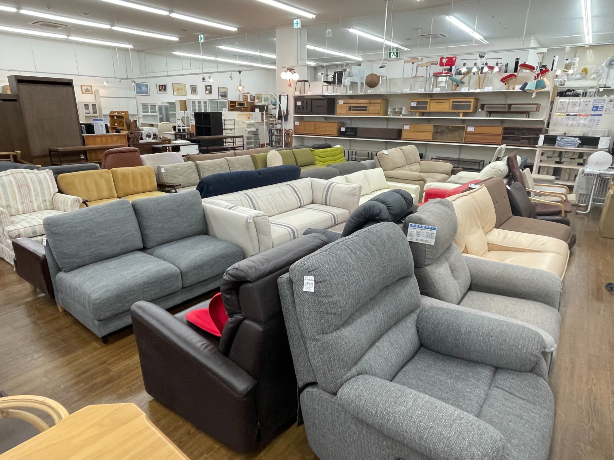 【軽トラ無料貸し出し】【ligne roset】【2人掛けソファー】【トレファク所沢店】 ligne roset/リーン ロゼ】2人掛けソファーのご紹介です！！【グリーン