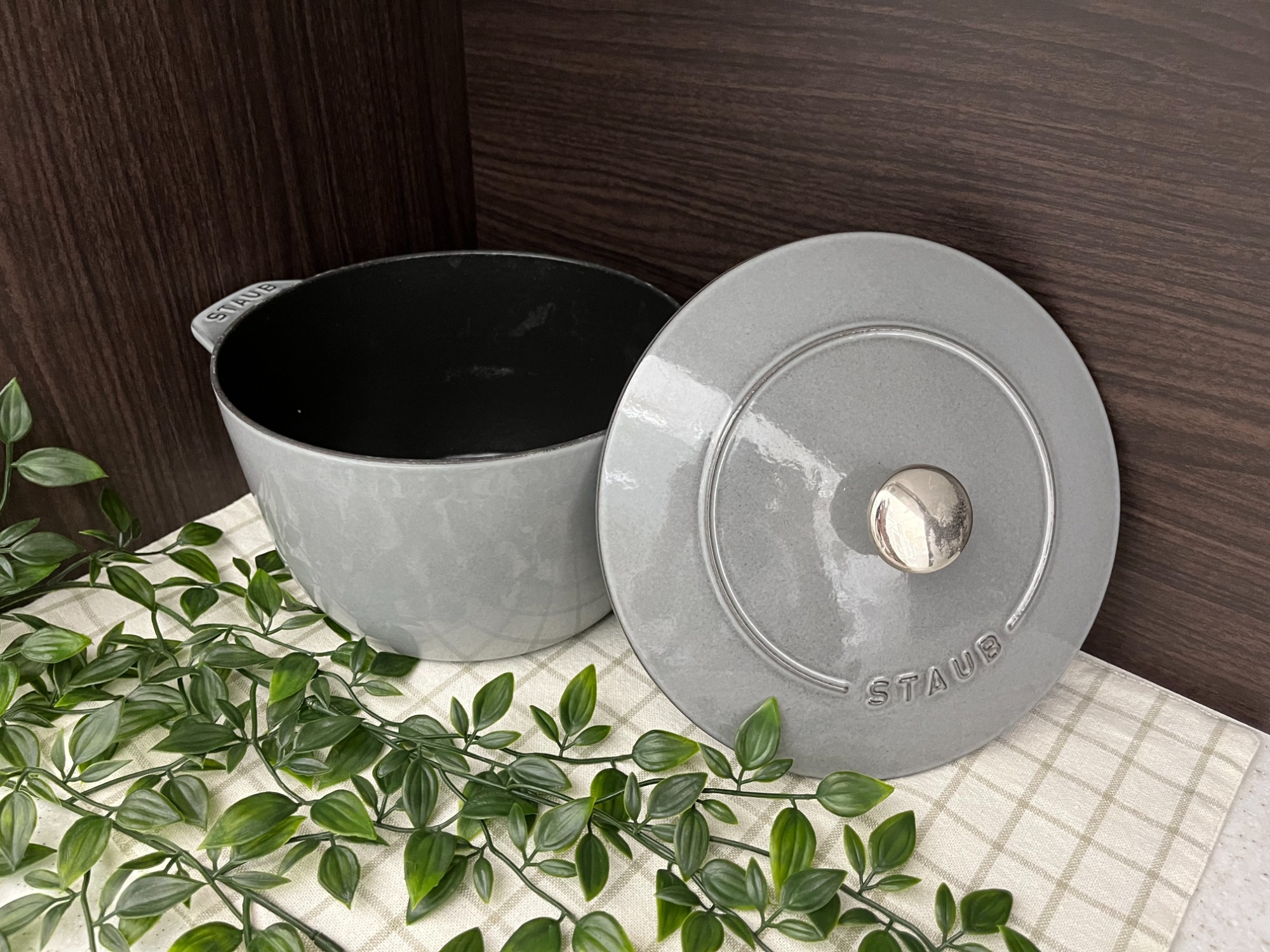 Staub】の両手鍋を紹介します！！！｜2023年07月26日｜リサイクル