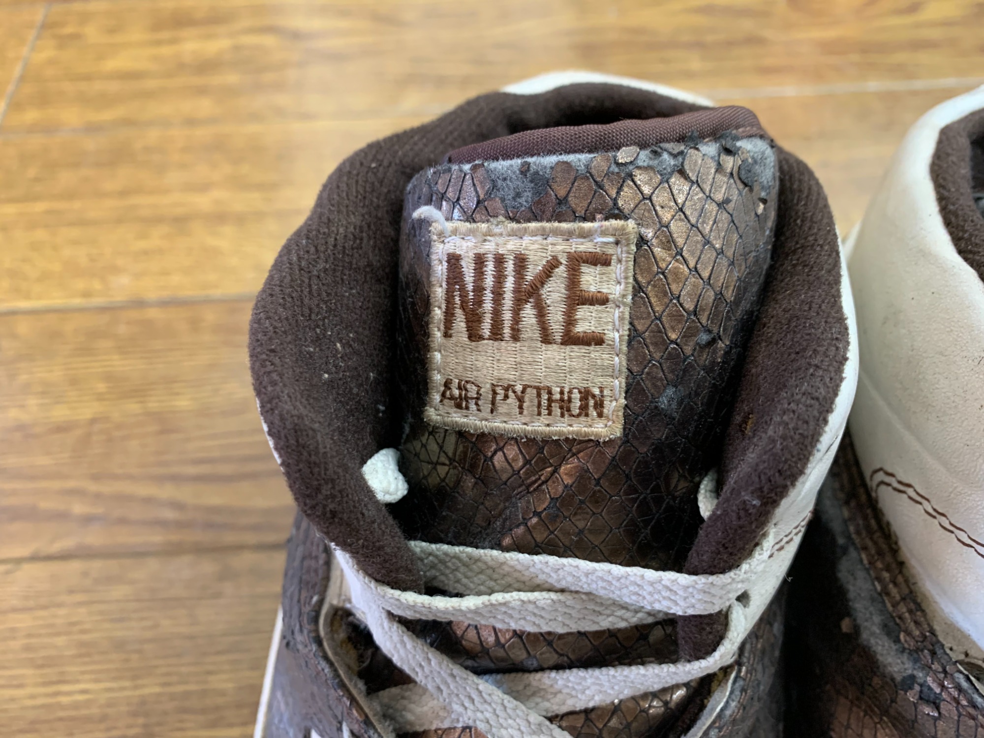 ヴィンテージモデルも大歓迎！】 NIKE（ナイキ）からAIR PYTHON