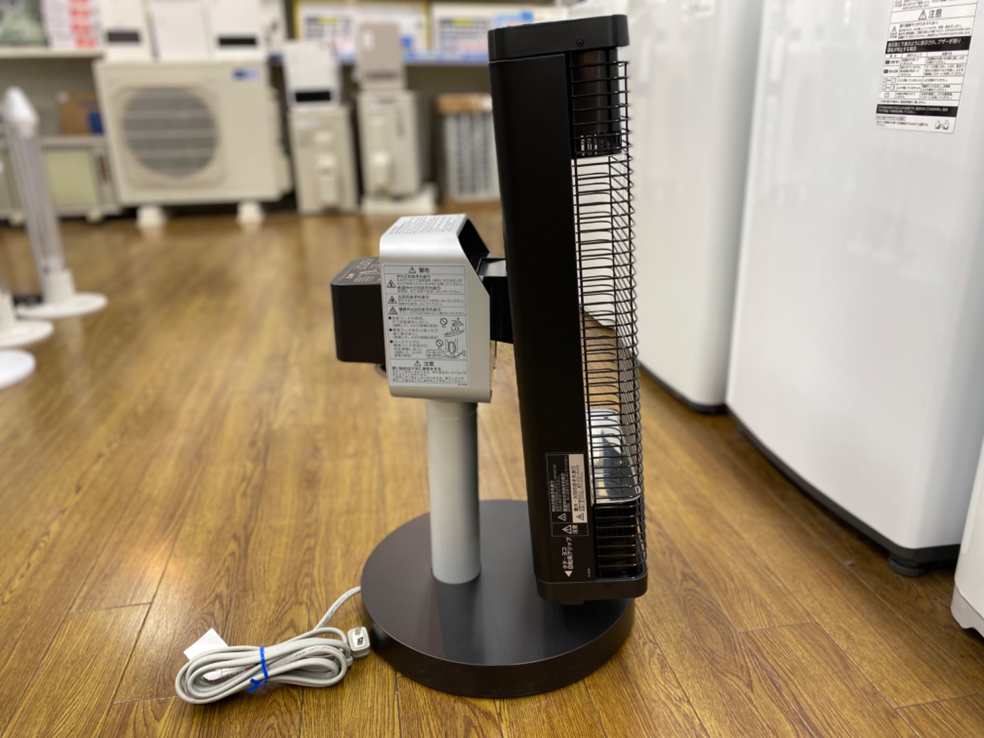 暖房器具買取強化中】2022年製のDAIKINの遠赤外線ヒーターをご紹介です 