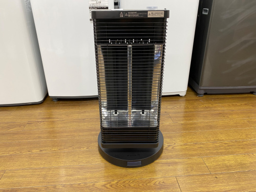 暖房器具買取強化中】2022年製のDAIKINの遠赤外線ヒーターをご紹介です