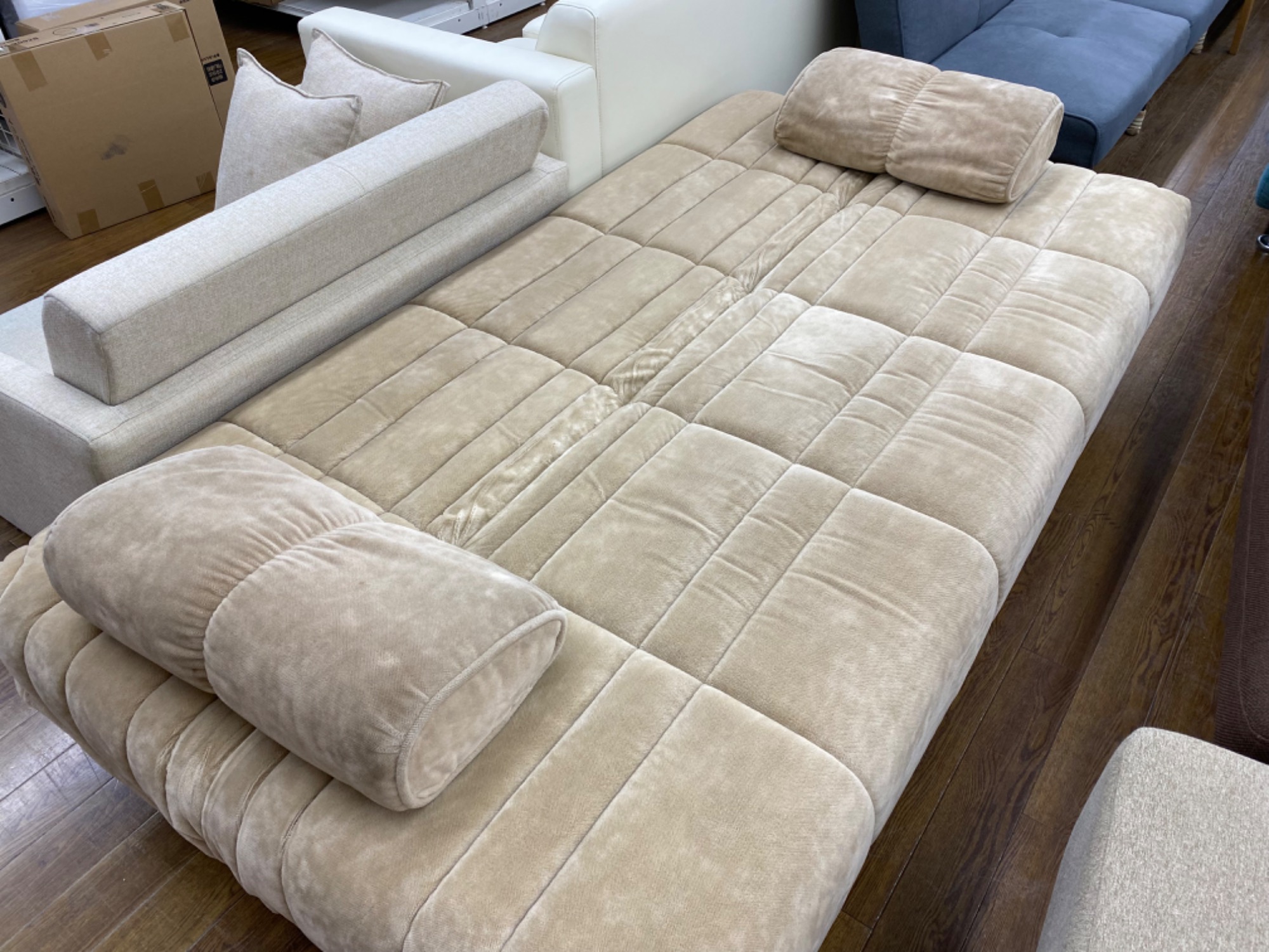 家具大量展示中】karimokuからソファーベッド YA55のご紹介です