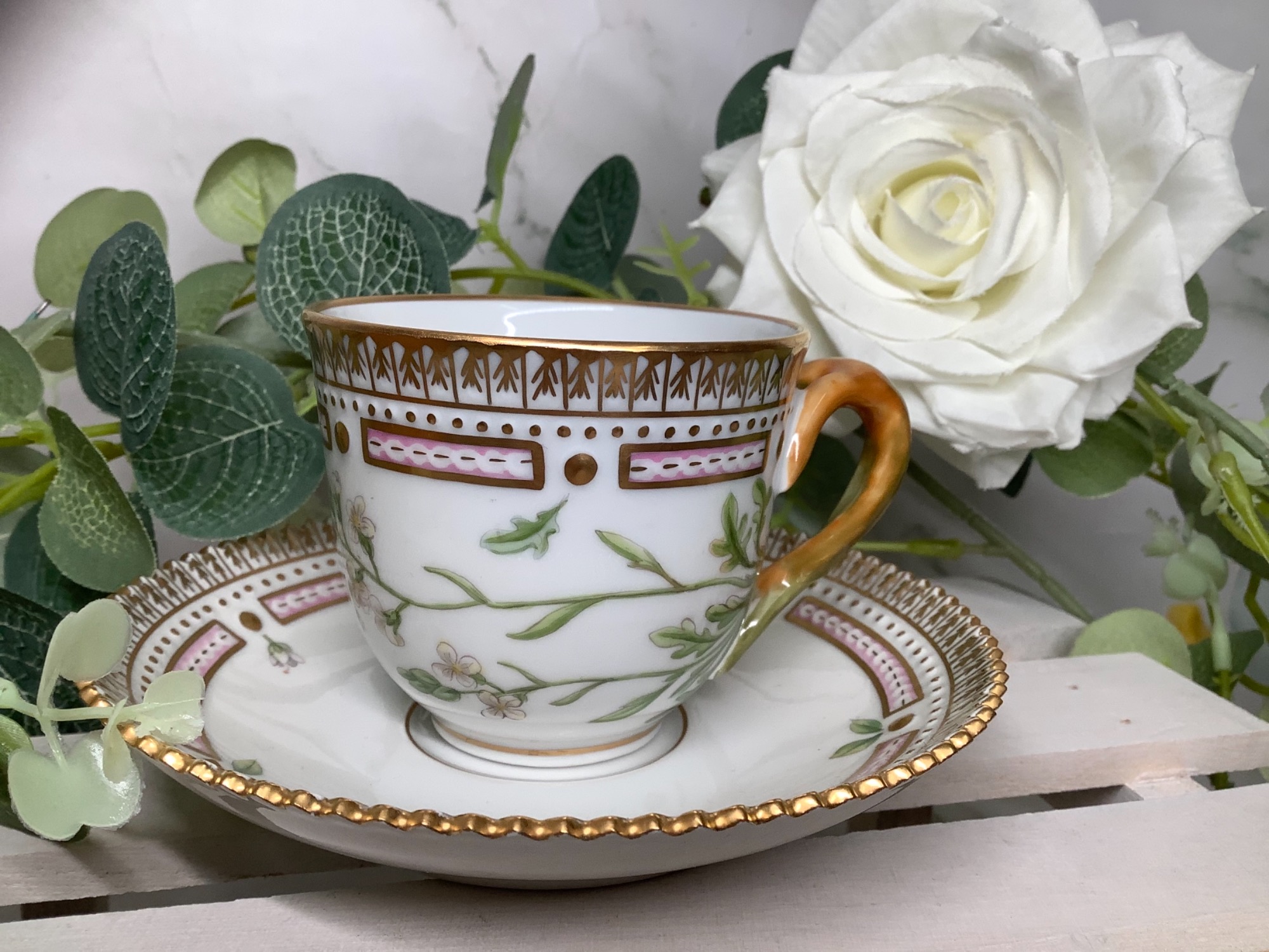 ROYAL COPENHAGEN/ロイヤルコペンハーゲン】カップ&ソーサー フローラ