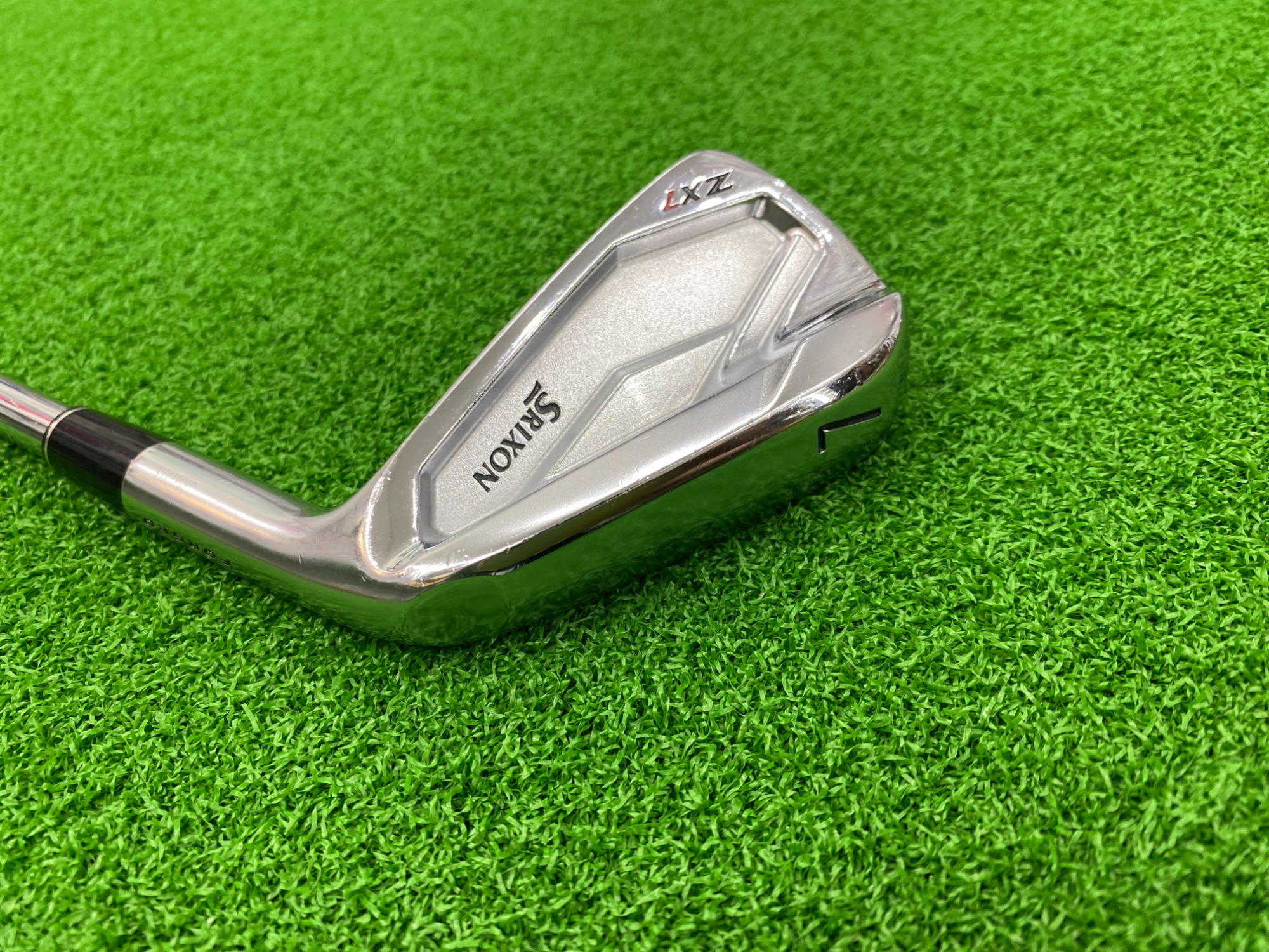 稲城若葉台店からのお知らせ～ 【DUNLOP/ダンロップ】より SRIXON ZX7