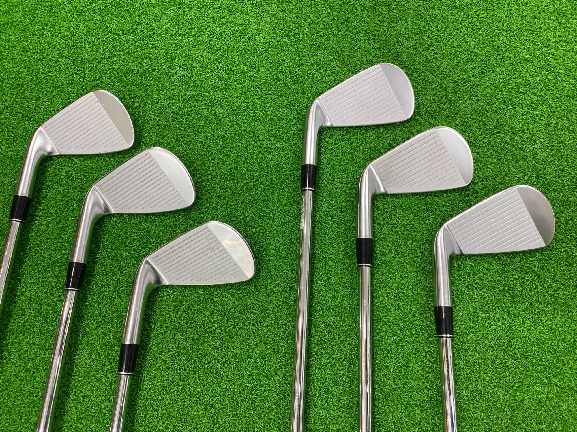 稲城若葉台店からのお知らせ～ 【DUNLOP/ダンロップ】より SRIXON ZX7