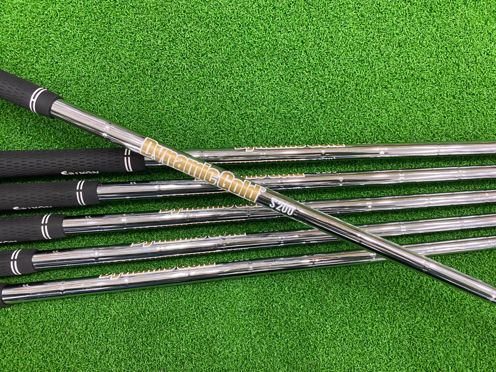 稲城若葉台店からのお知らせ～ 【DUNLOP/ダンロップ】より SRIXON ZX7