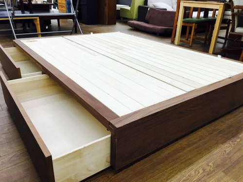 無印良品のダブルベッド