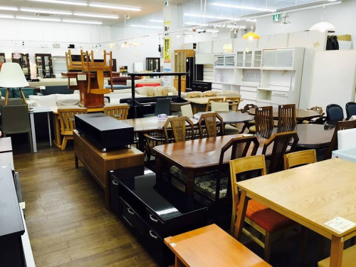 ダイニング5点セットのタモ材