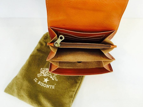 レディースファッションの多摩稲城ブランド