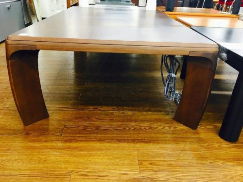 光家具のコタツ