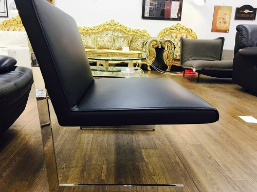 カッシーナのラウンジチェア