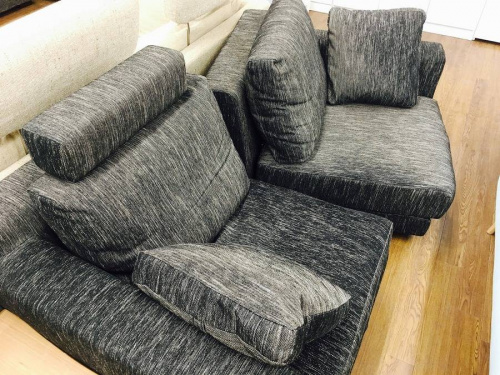 羽毛クッションの多摩・稲城・家具