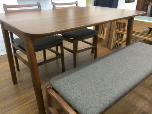 家具・インテリアのダイニングセット