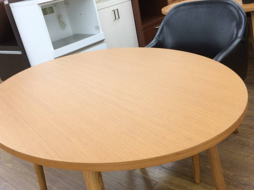 家具・インテリアのテーブル