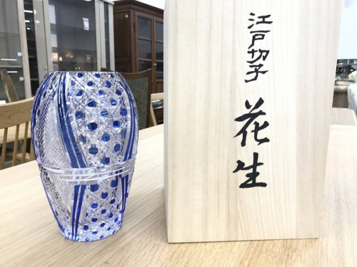 花瓶の江戸切子
