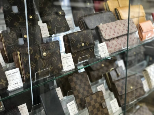 ルイヴィトン(LOUIS VUITTON)のコーチ(COACH)