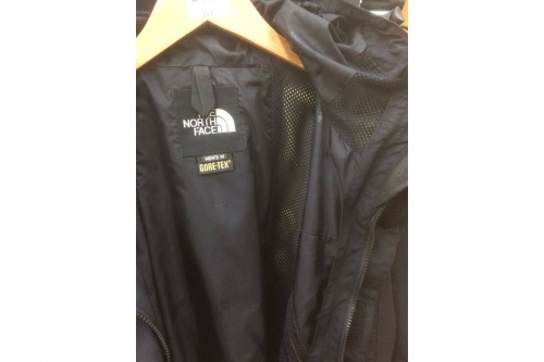 マウンテンパーカーのノースフェイス（THE NORTH FACE）